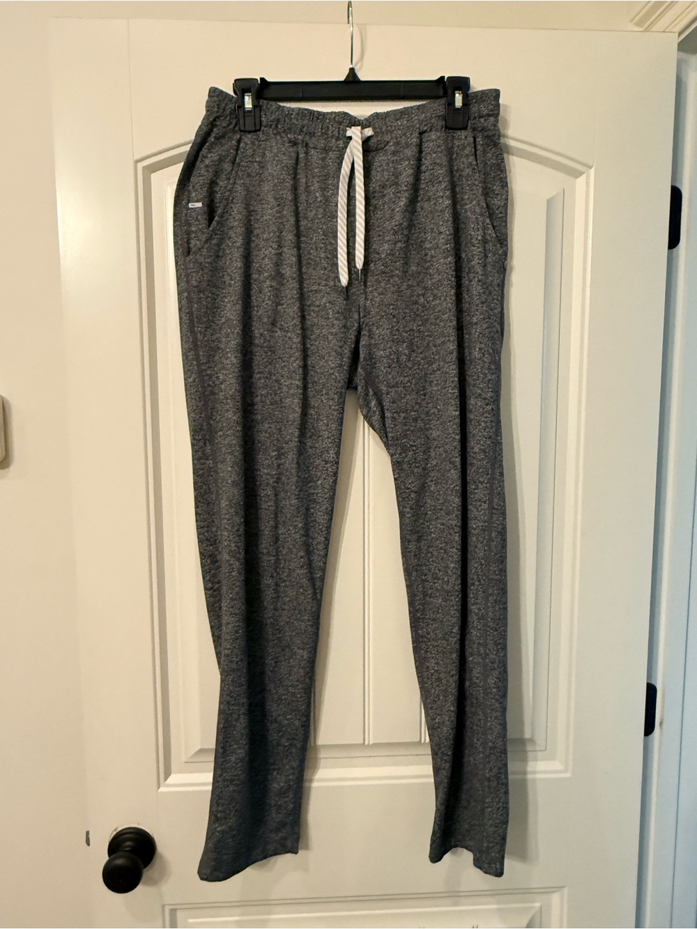 Vuori Performance Heathered Gray Jogger Pants with Contrast Drawstring